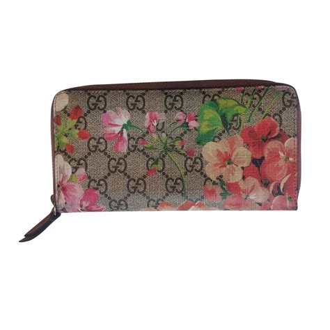 gucci floral wallet black|floral Gucci wallet women.